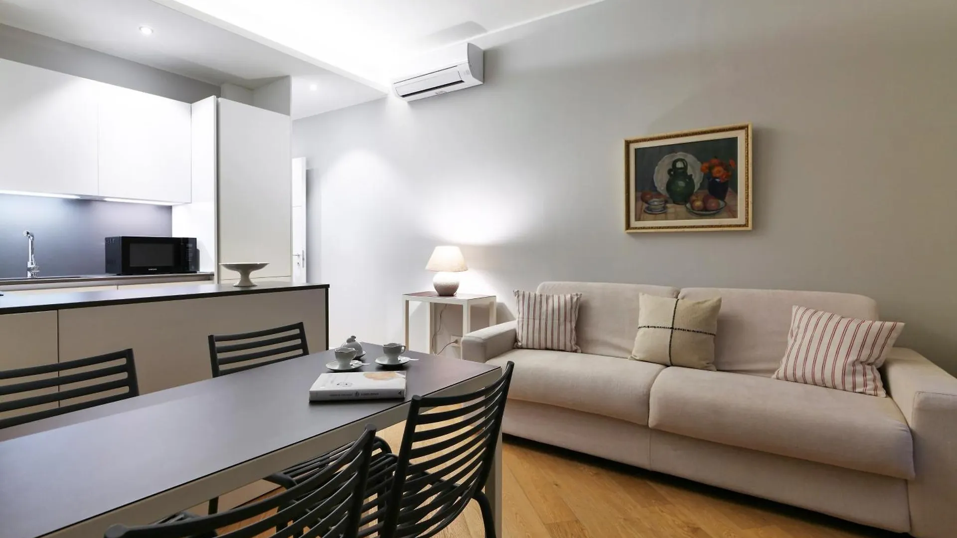 Contempora Apartments - Visconti Di Modrone Milano Italia
