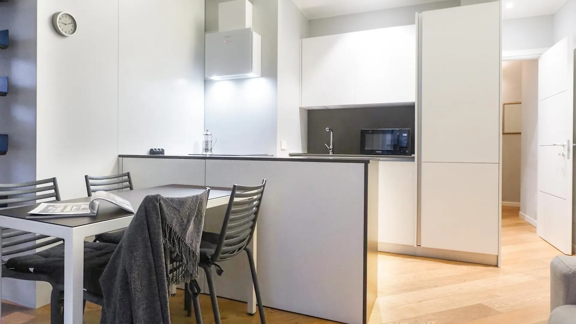 Contempora Apartments - Visconti Di Modrone Milan Italy